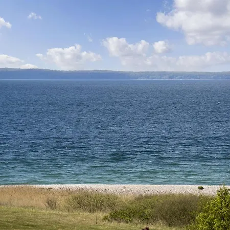 Adelinde - 300m From The Sea By Interhome